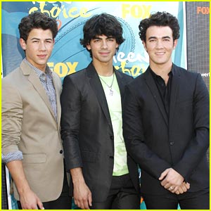 Jonas Brothers: Best International Pop Artist At Los Premios MTV 2009!