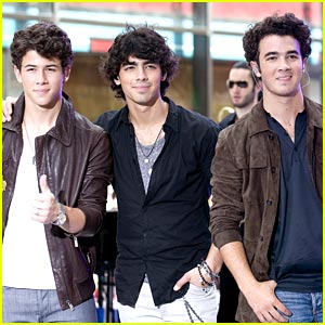Jonas Brothers: We're Not Breaking Up!