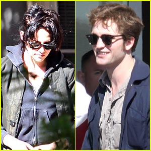 Kristen Stewart & Robert Pattinson: New Moon Movie-Goers