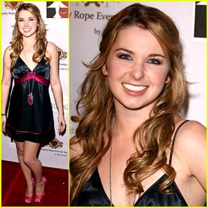 Kirsten Prout is Ready For the Twilight Mania
