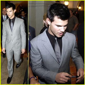 Taylor Lautner: New Moon in Mexico