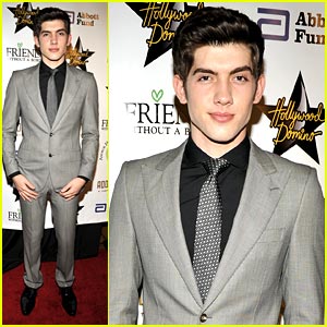 Carter Jenkins Has Friends Without a Border