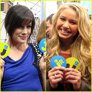 Ayla Kell & Chelsea Hobbs Make It JustJaredJr