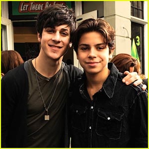 Jake T. Austin & David Henrie: Power of Youth Pals