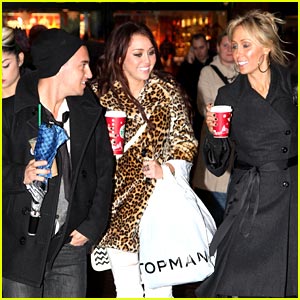 Miley Cyrus: Leopard Print Lovely