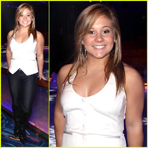 Shawn Johnson Christens Oasis of the Seas