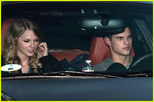 Taylor Swift & Taylor Lautner: Valentine's Day Duo