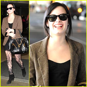 Demi Lovato: Lace Stocking Smiley