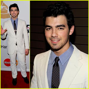 Joe Jonas Hugs Taylor Swift at Grammy Party