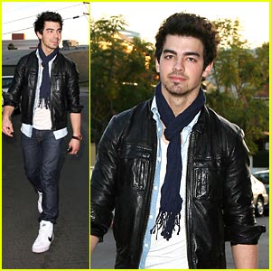 Joe Jonas: Umami Burger Boy