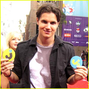 Robbie Amell: Scooby Doo 2 is Green Lit!