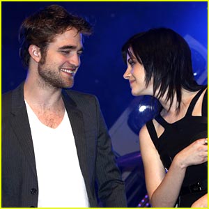 Robert Pattinson & Kristen Stewart: Ventnor Lovers