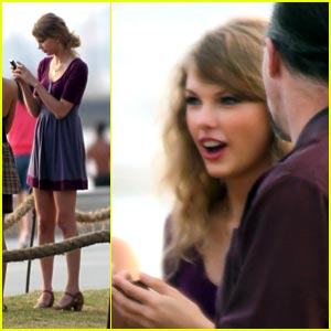 Taylor Swift: Melbourne Beach Beauty