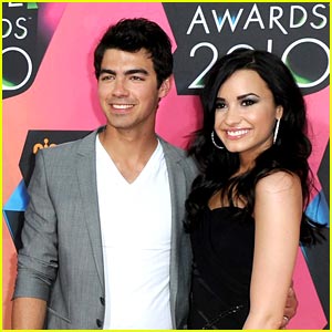 Demi Lovato & Joe Jonas: No More Hiding It