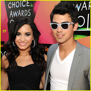 Joe Jonas & Demi Lovato - Kids Choice Awards 2010!!!