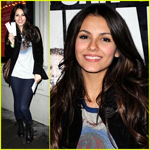 Victoria Justice Checks Out Jersey Boys