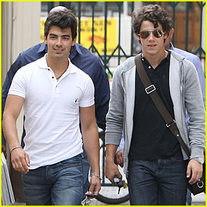 Joe & Nick Jonas: Paty's Pair