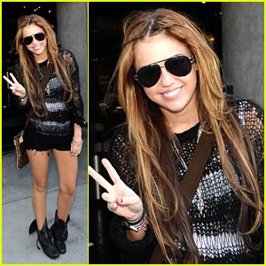 Miley Cyrus: Peace, Out!