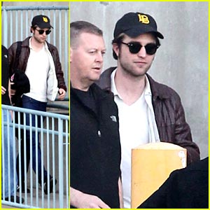 Robert Pattinson is ReShoot Ready