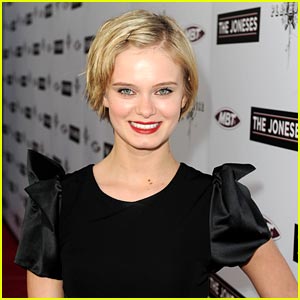 Sara Paxton Haunts Connecticut in The InnKeepers