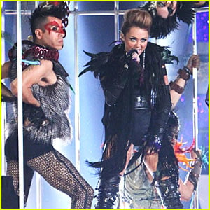 Miley Cyrus: 'Can't Be Tamed' Performance Pics!