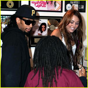 Miley Cyrus & Lil Jon: Can't Be Tamed Remix Preview!