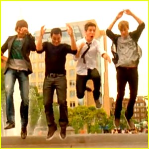 Big Time Rush Gets 'Famous'
