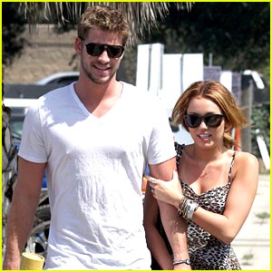 Miley Cyrus & Liam Hemsworth: Paty's Pair