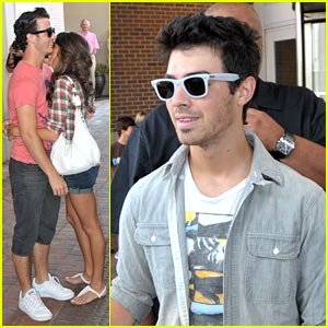 Jonas Brothers Hit Up Virginia Beach!