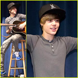 Justin Bieber Sings for Seminole High School