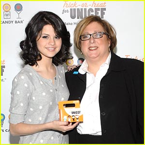 Selena Gomez & The Scene: Trick Or Treat Concert for UNICEF!
