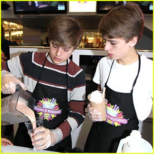 Dylan & Cole Sprouse Make Some Milkshakes