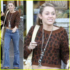 Miley Cyrus: Studio City Stylin'