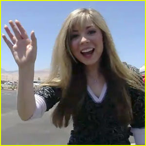 Jennette McCurdy: On the Road Video!