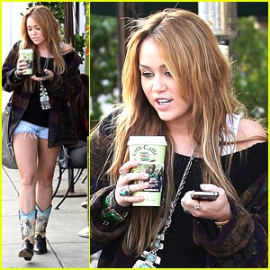 Miley Cyrus: Urth To L.A.
