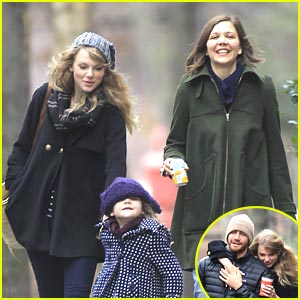 Taylor Swift & Maggie Gyllenhaal: Thanksgiving Walk & Talk