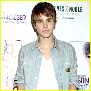 Justin Bieber Hospitalized After Allergic Reaction