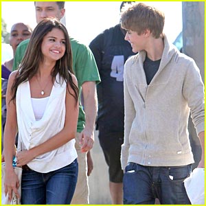 Justin Bieber & Selena Gomez: Santa Monica Sweeties