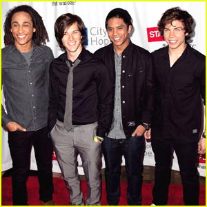 AllStar Weekend: 'Hold It Against Me' Cover at Concert For Hope!