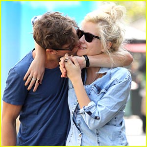Pixie Lott & Oliver Cheshire Keep Close at the Grove