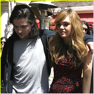 Aimee Teegarden & Thomas McDonell: From The Grove to Glendale