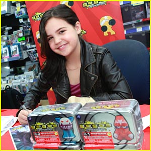 Bailee Madison Joins 'Sweethearts 'N Angels'; Goes Crazy for Gogo's