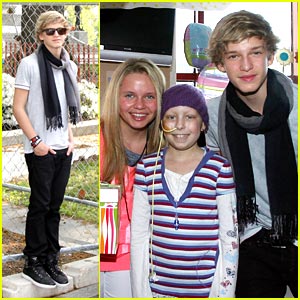 Cody Simpson Celebrates Easter at Children's Hospital Boston