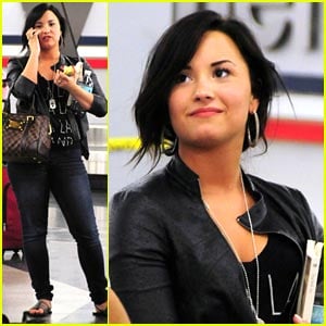 Demi Lovato: Chicago For The Weekend