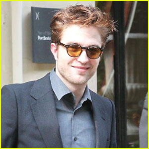 Robert Pattinson Continues Paris Promo Tour