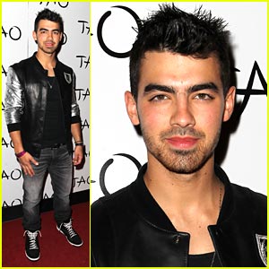 Joe Jonas: Billboard Awards Bash at TAO!