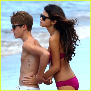Selena Gomez & Justin Bieber Hit Hawaii Waves