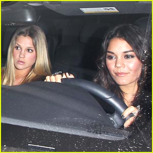 Vanessa Hudgens & Laura New: Trousdale Two!