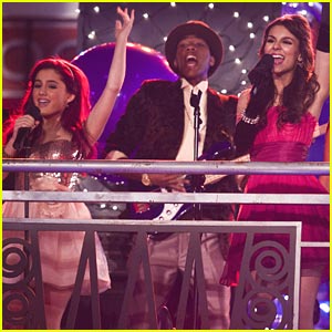 Victoria Justice is a Prom Wrecker!