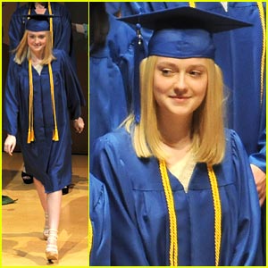 Dakota Fanning Graduates!